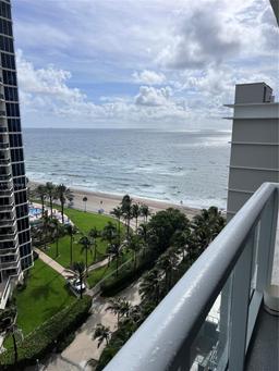 Picture of 19201 Collins Ave # 1124, Sunny Isles Beach, FL 33160