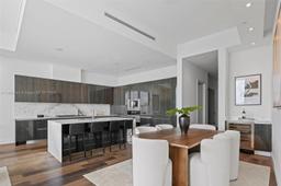 Picture of 3300 NE 188Th St, Aventura, FL 33180