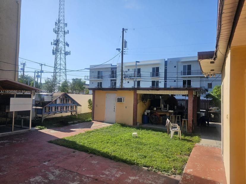 Picture of 19 E 45Th St, Hialeah FL 33013