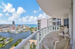 Picture of 21200 Point Pl, Aventura, FL 33180