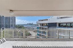 Picture of 3 Grove Isle Dr # C710, Miami, FL 33133