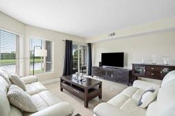 Picture of 815 W Boynton Beach Blvd # 101, Boynton Beach, FL 33426