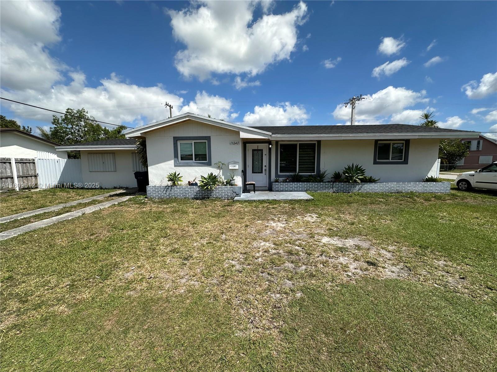 Picture of 11241 SW 177Th St, Miami, FL 33157