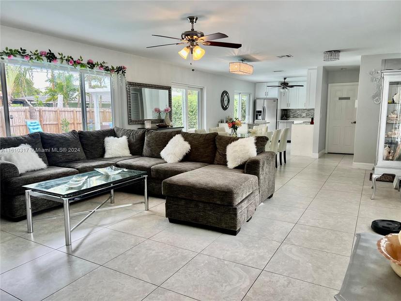 Picture of 301 SE 8Th St, Pompano Beach FL 33060
