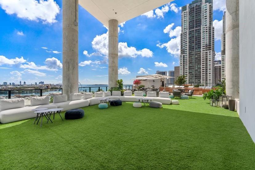 Picture of 398 NE 5Th Street # 4412, Miami FL 33132