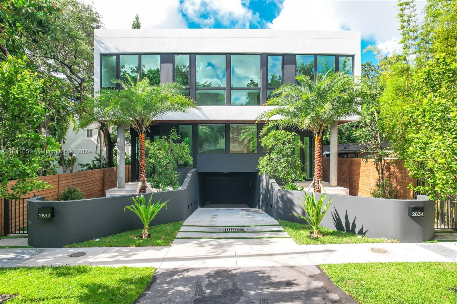 Picture of 2832 Coconut Ave # 2832, Miami, FL 33133