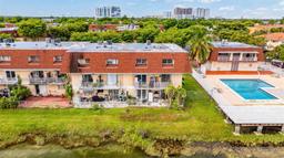 Picture of 310 NW 107Th Ave # 202, Miami, FL 33172
