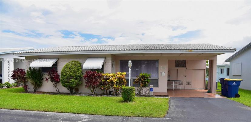 Picture of 3162 Sheridan Ln # 161, Hollywood FL 33021