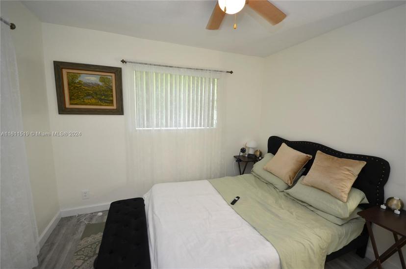 Picture of 3162 Sheridan Ln # 161, Hollywood FL 33021