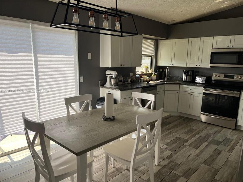 Picture of 1226 SW Curry St, Port St. Lucie FL 34983