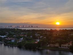 Picture of 5600 Collins Ave # 16F, Miami Beach, FL 33140