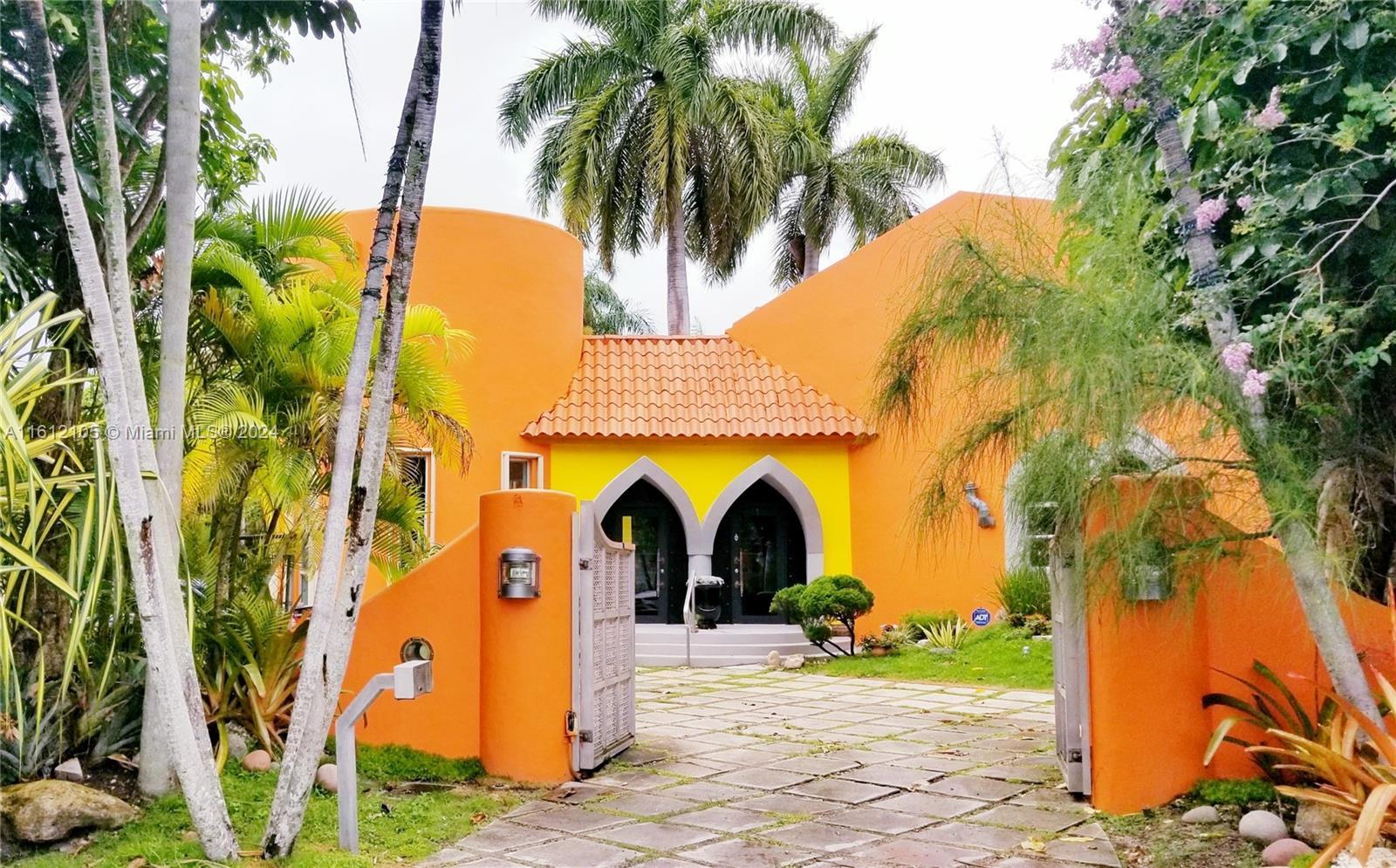 Picture of 6867 SW 62Nd Ter, South Miami, FL 33143