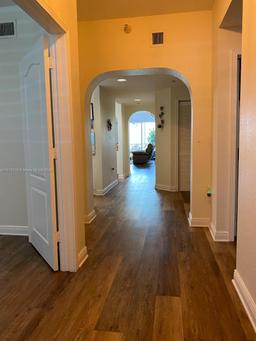 Picture of 10700 NW 66Th St # 304, Doral, FL 33178