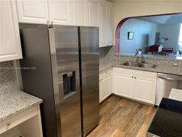 Picture of 10700 NW 66Th St # 304, Doral, FL 33178