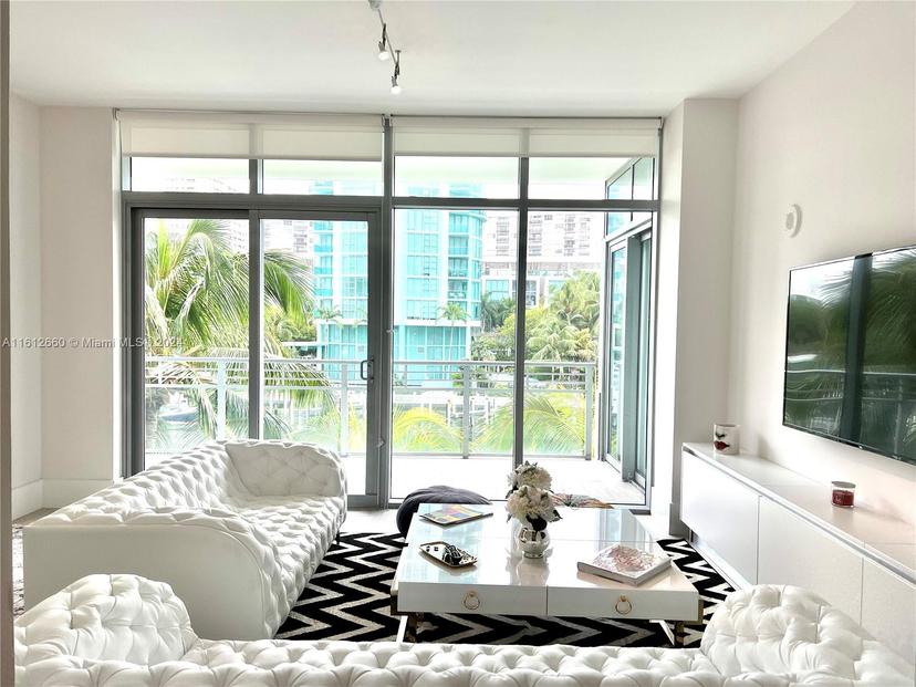 Picture of 6101 Aqua Ave # 303, Miami Beach FL 33141