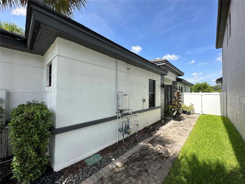 Picture of 4943 Whispering Way, Dania Beach FL 33312