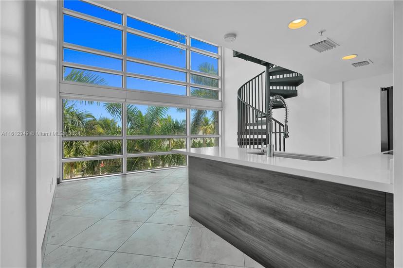 Picture of 421 Meridian Ave # 16, Miami Beach FL 33139