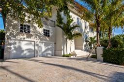 Picture of 797 Ridgewood Rd, Key Biscayne, FL 33149