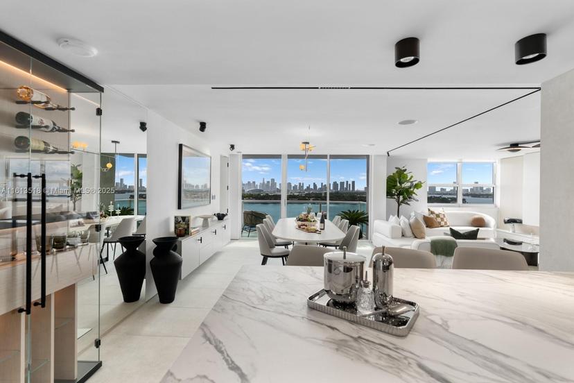 Picture of 650 West Ave, Miami Beach FL 33139