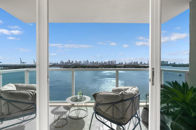 Picture of 650 West Ave, Miami Beach FL 33139