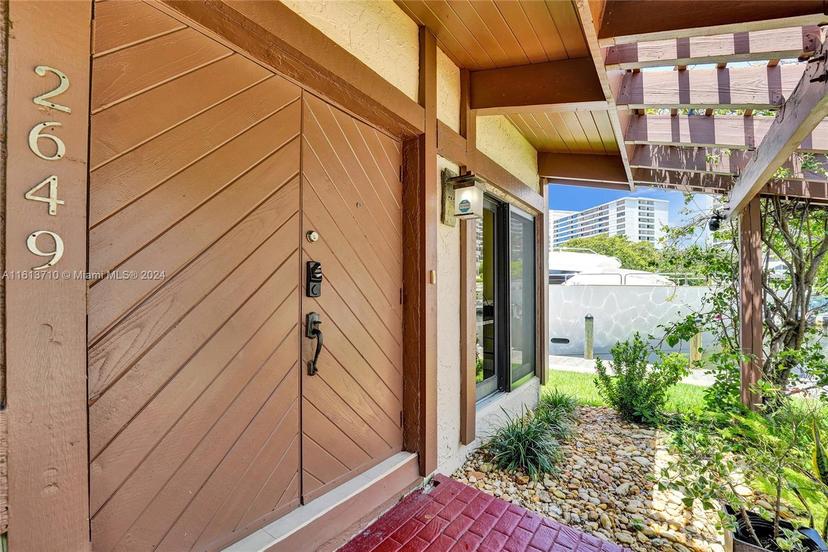 Picture of 2649 S Parkview Dr # 2649, Hallandale Beach FL 33009
