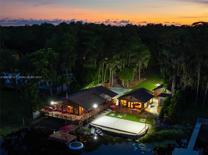 Picture of 17501 Brown Road, Other City - In The State Of Florida FL 33556