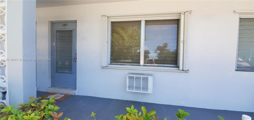 Picture of 2000 NE 51St Ct # 107, Fort Lauderdale FL 33308