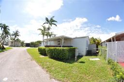 Picture of 19800 SW 180Th # 470, Miami, FL 33187