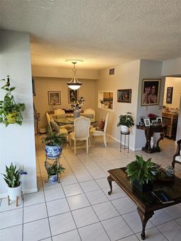 Picture of 11780 SW 18Th St # 2, Miami, FL 33175