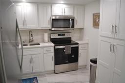 Picture of 320 Seaview Court # 1207, Marco Island, FL 34145
