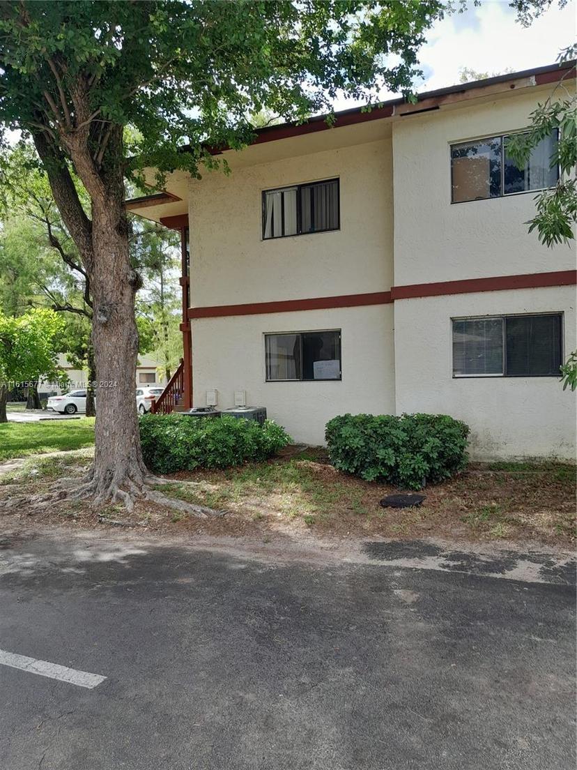 Picture of 2066 NW 43Rd Ter # 3, Lauderhill FL 33313