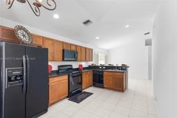 Picture of 5301 Toscana Trl, Boynton Beach, FL 33437