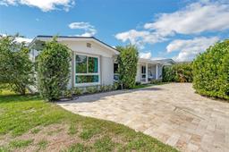 Picture of 633 N Crescent Dr, Hollywood, FL 33021