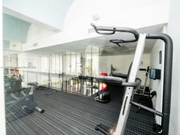 Picture of 496 NW 165Th St Rd # 412, Miami, FL 33169