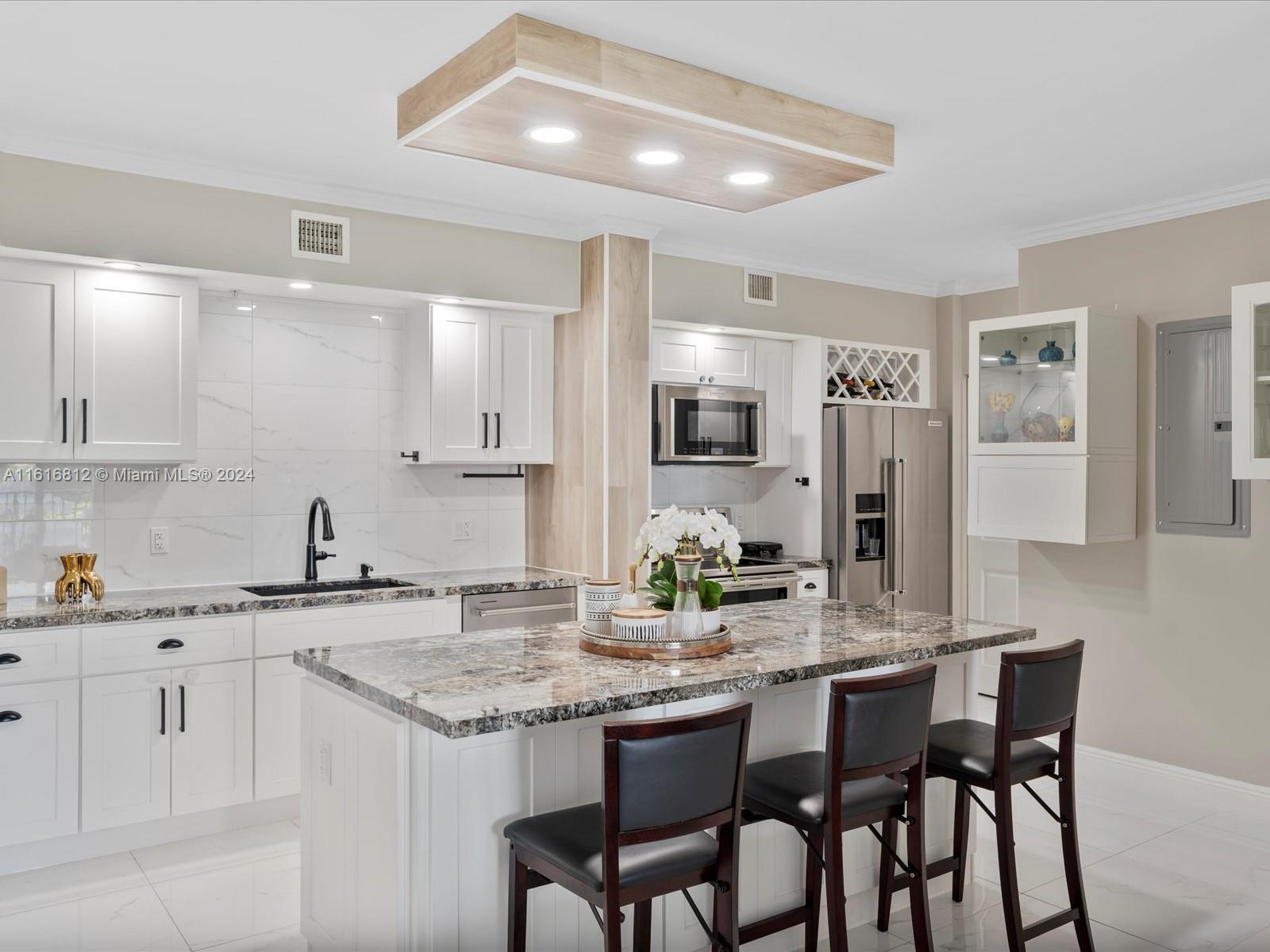 Picture of 17100 N Bay Rd # 1602, Sunny Isles Beach, FL 33160