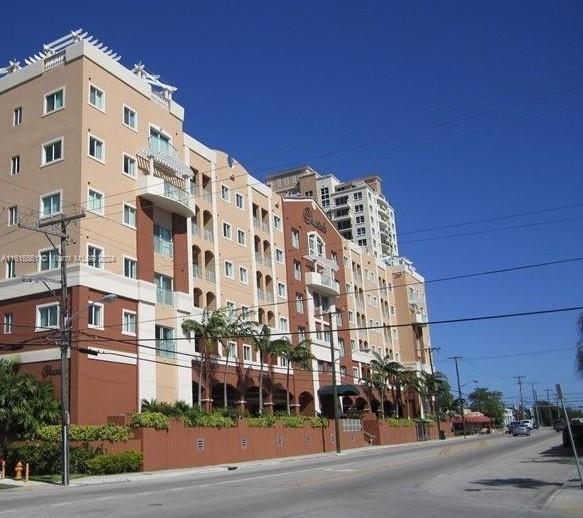 Picture of 2280 SW 32Nd Ave # 611, Miami, FL 33145