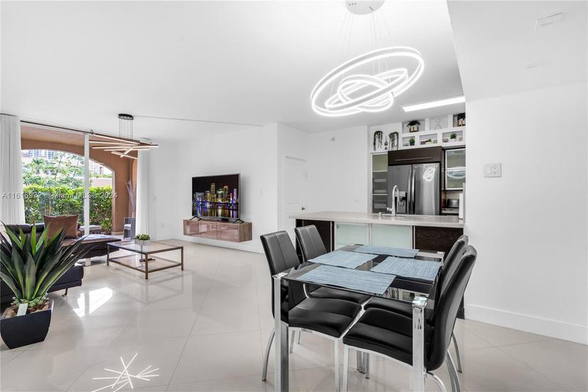 Picture of 19701 E Country Club Dr # 5101, Aventura FL 33180