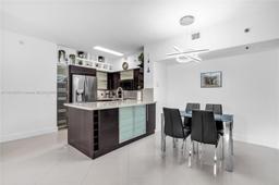 Picture of 19701 E Country Club Dr # 5101, Aventura, FL 33180