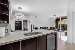 Picture of 19701 E Country Club Dr # 5101, Aventura, FL 33180