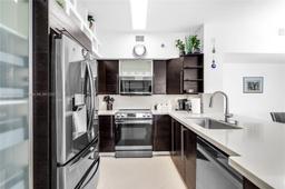Picture of 19701 E Country Club Dr # 5101, Aventura, FL 33180