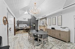 Picture of 242 Meridian Ave, Miami Beach, FL 33139