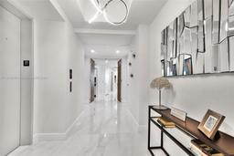 Picture of 851 NE 1St Ave # 2112, Miami, FL 33132