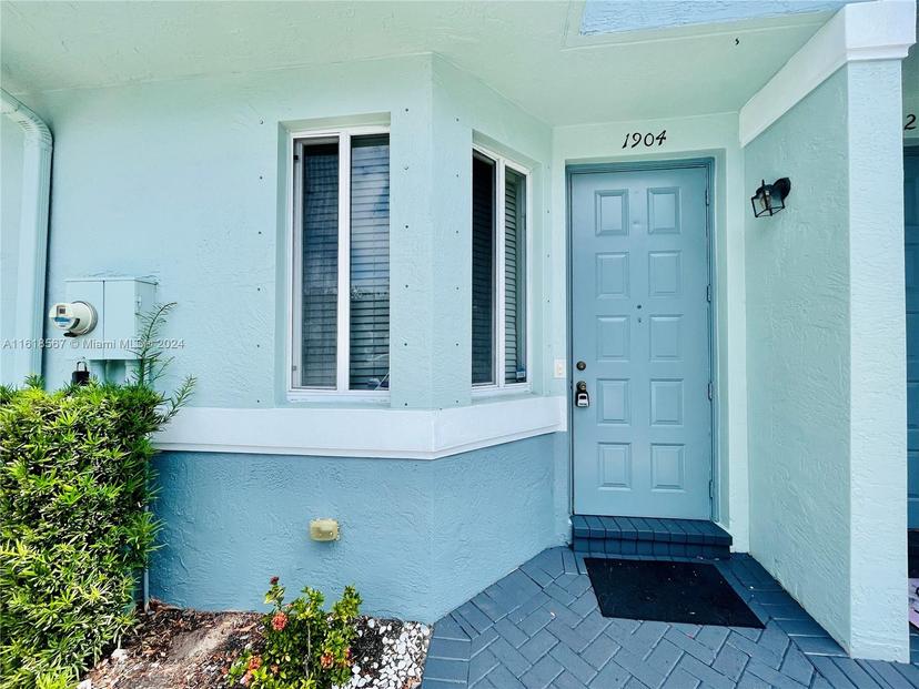 Picture of 1904 Alamanda Way # 1904, Riviera Beach FL 33404