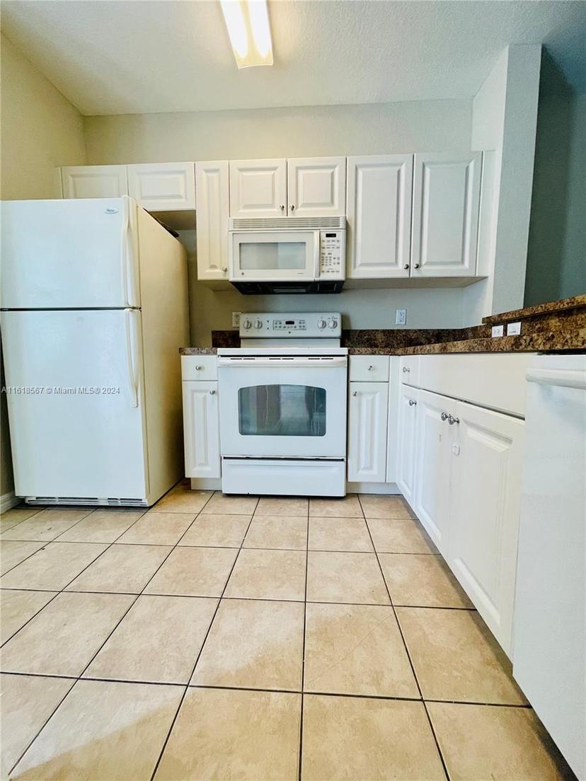 Picture of 1904 Alamanda Way # 1904, Riviera Beach FL 33404