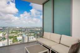 Picture of 851 NE 1St Ave # 4406, Miami, FL 33132