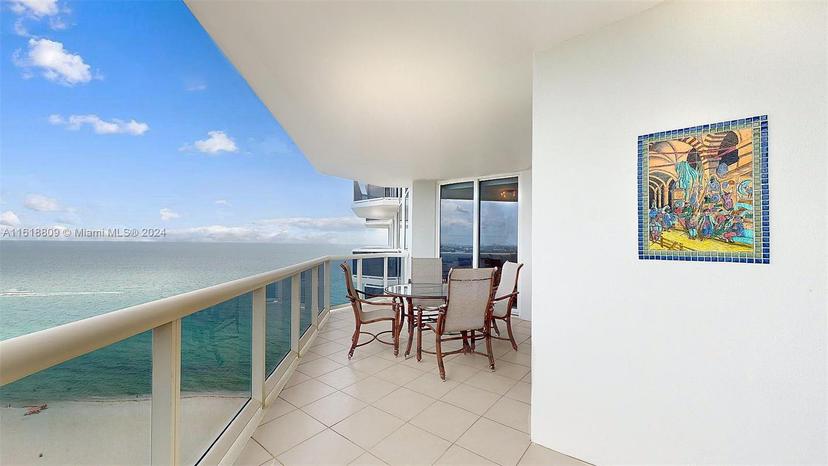 Picture of 4779 Collins Ave # 2708, Miami Beach FL 33140