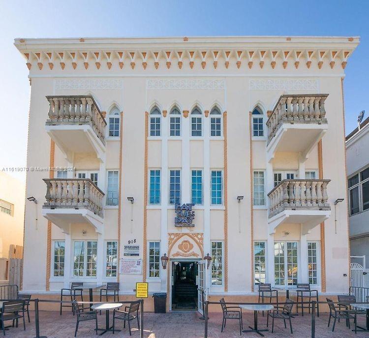 Picture of 918 Ocean Dr # 202, Miami Beach, FL 33139