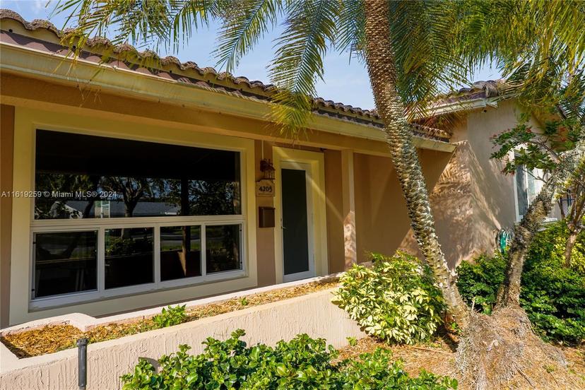 Picture of 4205 Mckinley St, Hollywood FL 33021