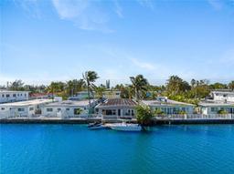 Picture of 8221 Crespi Blvd, Miami Beach, FL 33141