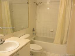 Picture of 5091 NW 7Th St # 807, Miami, FL 33126
